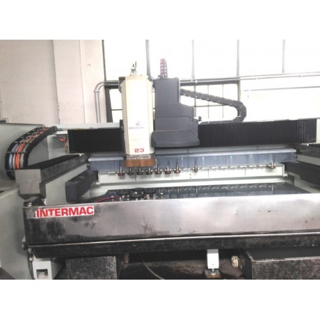 Review with the guarantee of a work center INTERMA C - MASTER 23